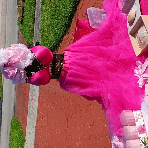 BREAST CANCER AWARENESS DISPLAY/EDUCATION - Picture 17 of 17